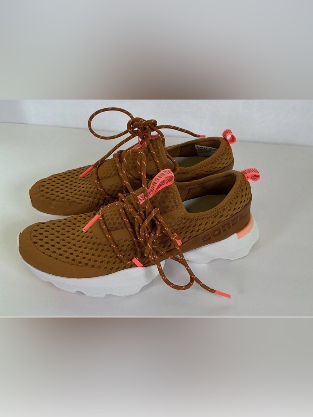 SOREL Kinetic Impact Lace Sneakers Burnished Amber Coral Glow Women’s 7.5